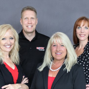 Real estate junkie at RE/MAX Preferred. I love helping my clients buy, sell and invest.