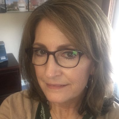 Wife, Mom & Grandma (Gaga) to 6 cool kids. Follower of Christ. Living an ordinary life with extraordinary family, friends and two little doggies!