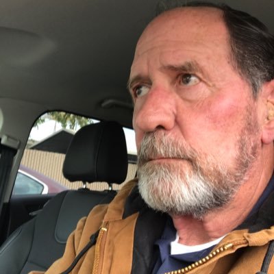 artissanpens's profile picture. 