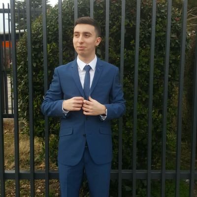 24. Twitch Affiliate. Técnico Superior en Administración de Sistemas Informáticos en Red.