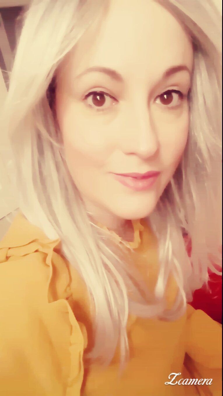 ThatOneMum's profile picture. Blogger behind BallsyBaldy, a single mum's cancer diary. ThatOneMum picks up from where the cancer left off. Mum to Child 1 and 2, former hack turned therapist.