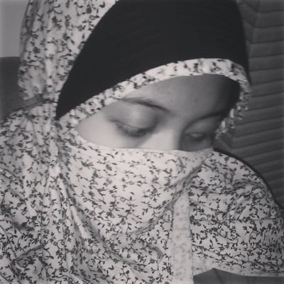 PutriCatur_24's profile picture. 24 maret 1998