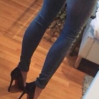 nelly_j21's profile picture. Bow down Bitches -Single- -Bisexual- Secret account ✨