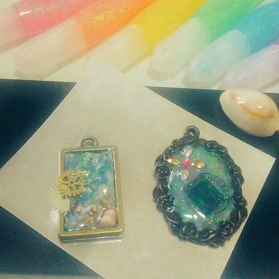 レジン大好き ハンドメイドのアドバイザー　ブログやってます　是非こちらでもよろしくお願いします！　AAA /ONE OK ROCK/SPYAIR  etc.