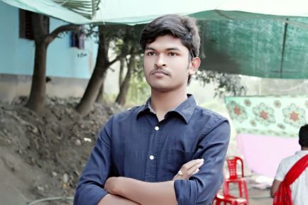 robin_riya's profile picture. Business & Finance