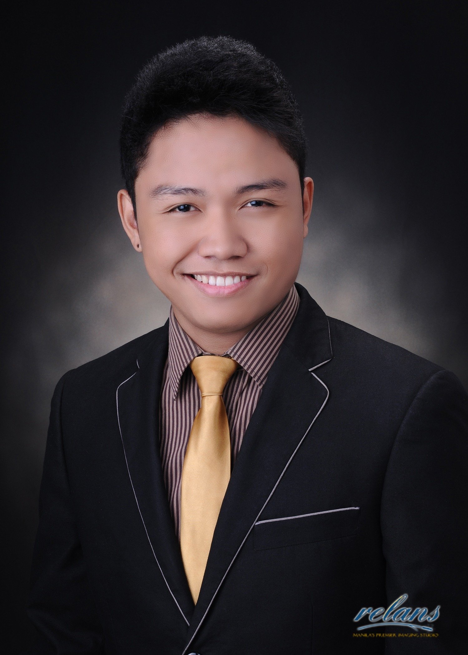 dMac018's profile picture. Future owner of the biggest company in the world!