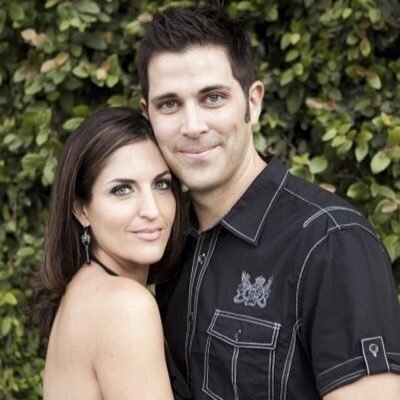 Internal Medicine physician at Sharp Rees-Stealy, Girl Dad, husband, UCLA alumni, music, health and sports enthusiast, Lifelong San Diegan, LFGSD