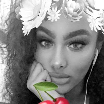 Insta:jasmynmariahh Snapchat: jjazzy101 YouNow: JazzyDaBaddie