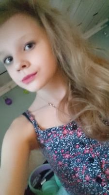 model instagram : crazy_chloe223 also looking for more agents free or payed contact me on twitter or instagram