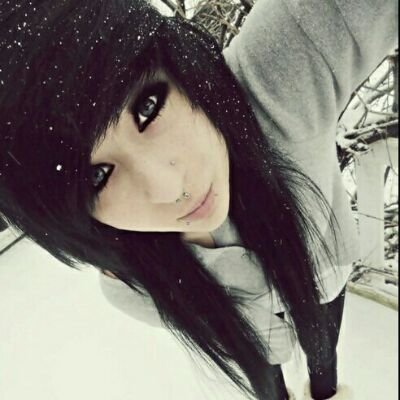 RAWR!!!!!!!
lvl 14.
BRING ME THE HORIZON
btw profile pic not me only show face to ppl ik