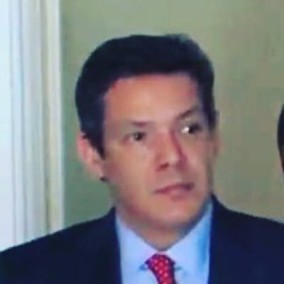 lara_py's profile picture. 