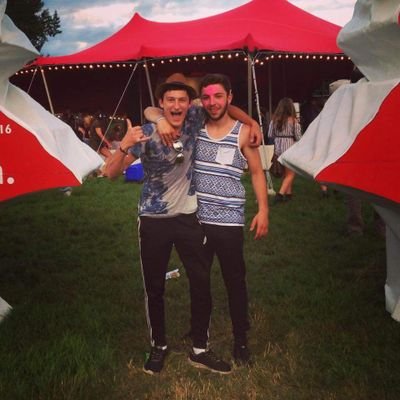 Kvedas16's profile picture. Snapchat: anday_kay 👍