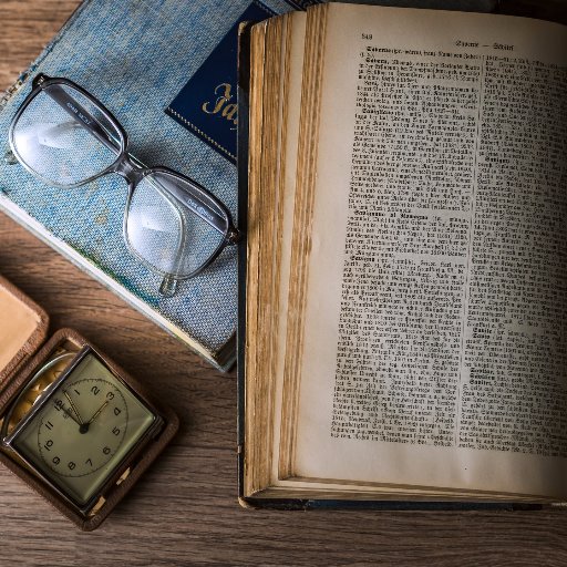 Ciudadano del mundo. Colombiano y Venezolano. Escritor. MBA-Master Business Administration |Tweeting #blogging #libros #novelas #autor. Autor