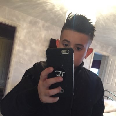 YouTuber: HNIC BLOGS. plz subscribe to my channel
