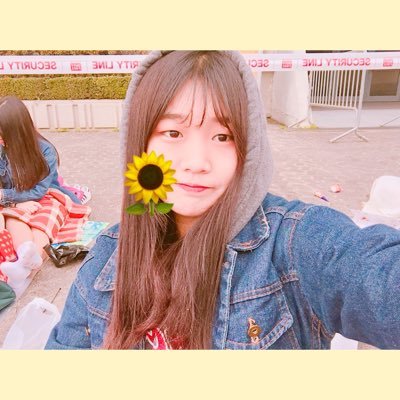 seeun2002's profile picture. 