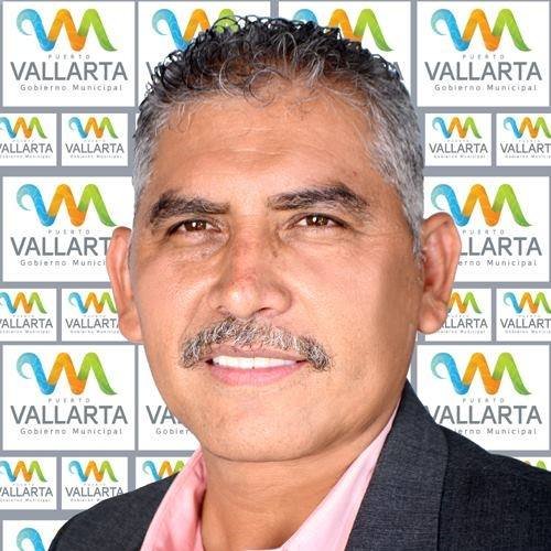Soy Regidor Constitucional del Municipio de Puerto Vallarta, Jalisco. Presido la Comisión de Asistencia Social. Orgulloso de trabajar para mi amada Vallarta !!!
