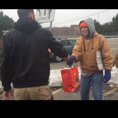 We strive for kindness and showing character as a way to spread awareness for the HOMELESS. Remover to ALWAYS GIVE! https://t.co/EPa6G4Ur0n