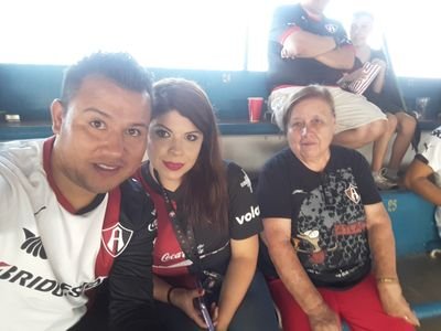 israelfabian86's profile picture. Sencillo, alegre y rojinegro