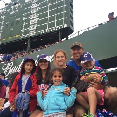 nikkiohara2002's profile picture. 