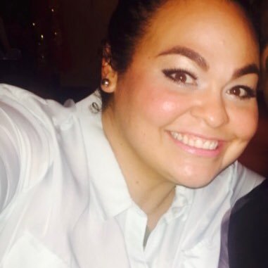 cassandraina33's profile picture. 