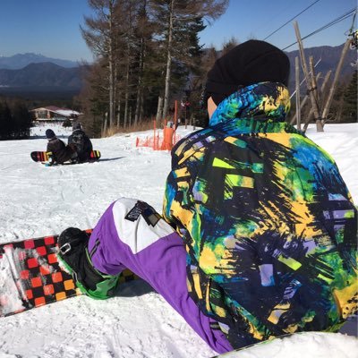 Y5NOoDP4PNeuuT5's profile picture. 社会人って難しい