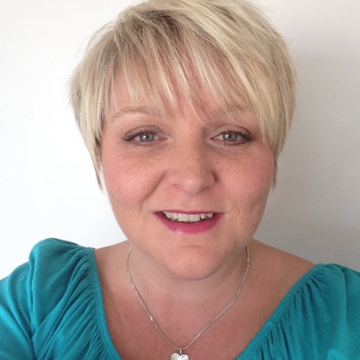 Helping ladies to ditch their doubts and release their inner sparkle using holistic tools - Dare To Shine