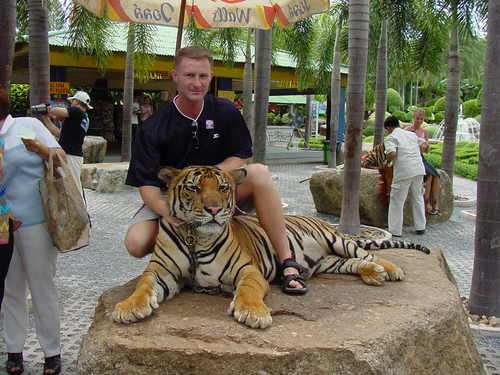 Hercmech's profile picture. Retired Marine, now a police officer in Iowa