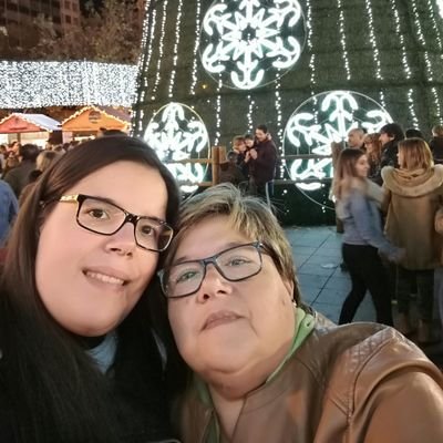 Mami, valencianista,  y muy amiga de mis amigos ¿qué más se puede pedir?