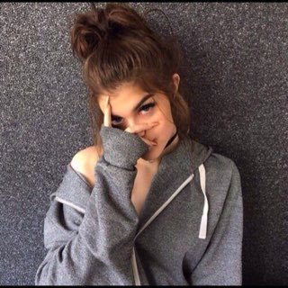 Rooja27567975's profile picture. 