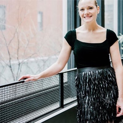 After a succession of jobs in the fashion industry, Parsons graduate Kristi Vosbeck made her move and formed KRISTI VOSBECK LLC in March 2009.