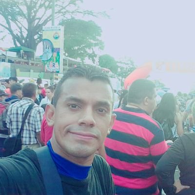 Soy alegre divertido  me gusta salir de paseo fiesta, cine, turismo compartir en familia conocer gente.