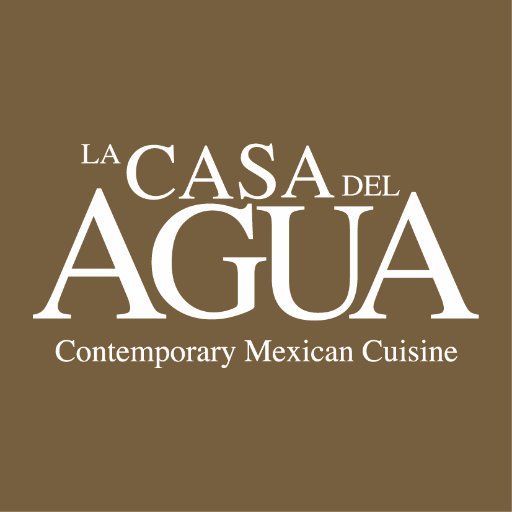We #love #wine and our passion is to enjoy the good moments of life while we dine. 2nd Street & 5th Avenue, #PlayaDelCarmen.