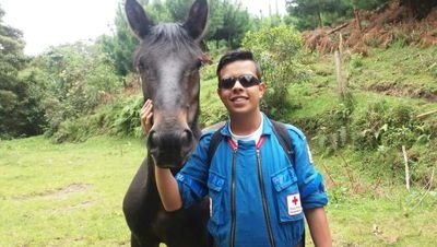 juangui4338's profile picture. "Y solo se oye tenaz, en tenebrosa inquietud que despiadada y lentamente labras mi atud"