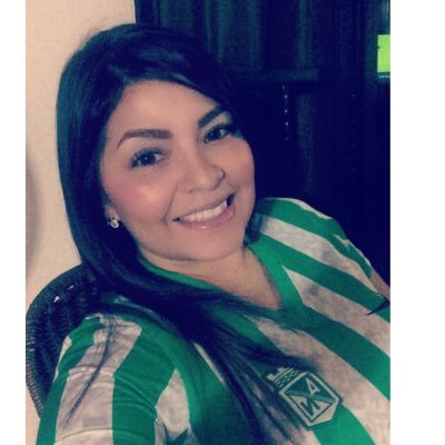 Aleja_ndragomez's profile picture. 