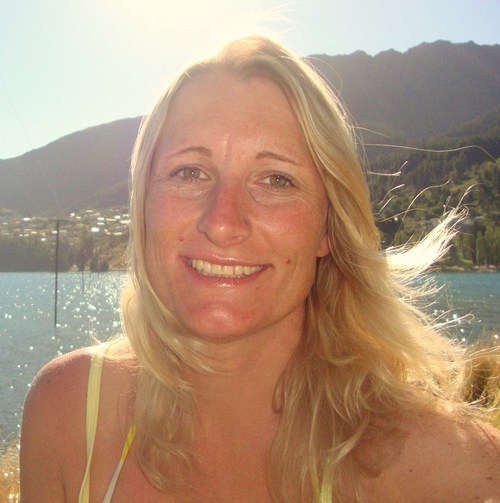 lucyfarrington's profile picture. 