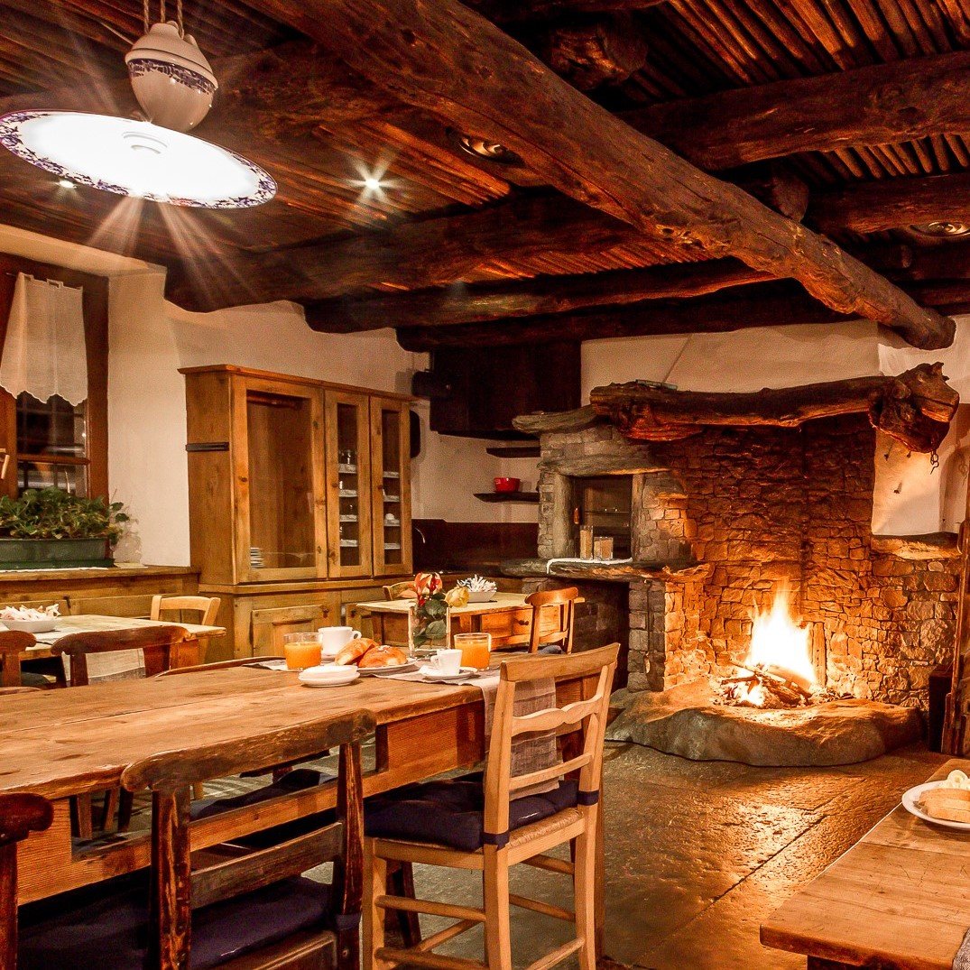 #Hotel #Ristorante La Brace dal 1861 nel cuore delle #Alpi, #Forcola #Valtellina, tra #Morbegno e #Sondrio #Km0