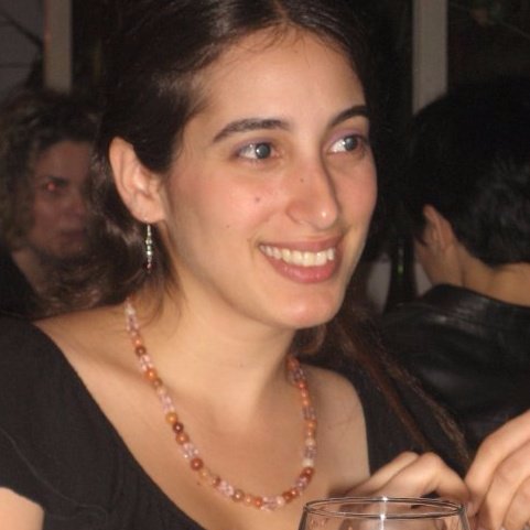 r_sharin's profile picture. 