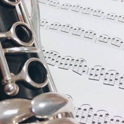 くらりん 質問ですっ 課題曲1番吹く方 私はべーくらです コツとかこうした方がいいって言われた事とかありますか 何でもいいです ほかの学校で言われた事とかも参考にしたいんで 拡散rtお願いしますっ 拡散希望 課題曲 マーチスカイ