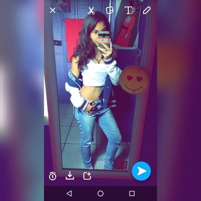 ❤Talles❤/Leonine♌/13 years/Love electronic music's🎧🎵