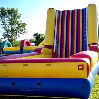 Bounce House Rentals, Tent Rentals, Table & Chair Rentals & more for your Wedding, Birthday, School or Corporate Event.