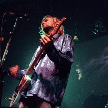 janethxbuth's profile picture. Fuiste la forma más triste y bonita que tuvo la vida de decirme que no se puede tener todo.