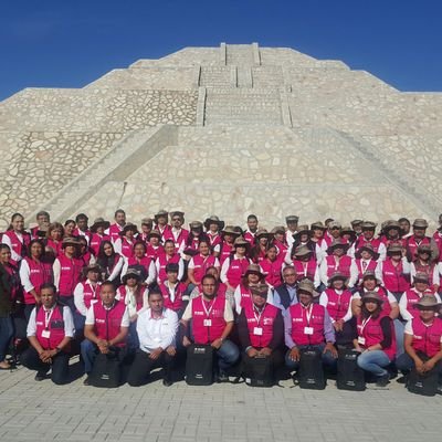 Algo de idealista, padre y esposo orgulloso, Vocal Ejecutivo Distrital de @INECoahuila en Saltillo, México