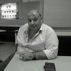 UgoSantis's profile picture. Scrittore - romanziere