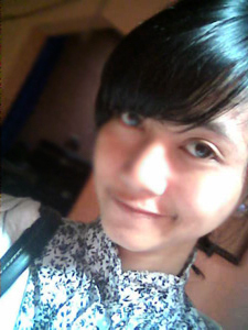 dessyavril's profile picture. none