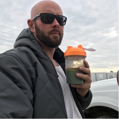 BradIsTheShT's profile picture. southern california born and raised, trucking and dairy industry. 🐄