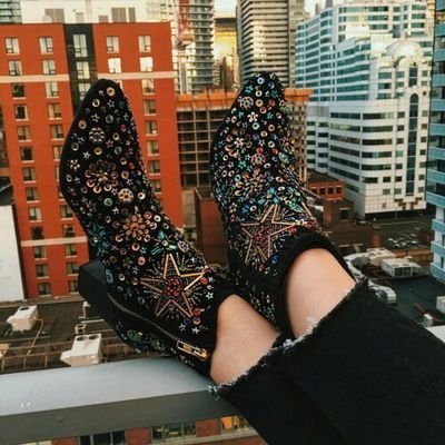 stayingwise's profile picture. 