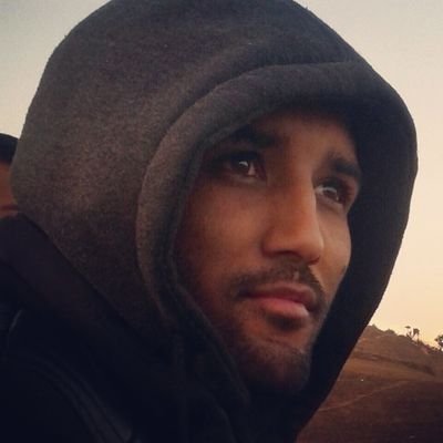 thekmlrox's profile picture. 