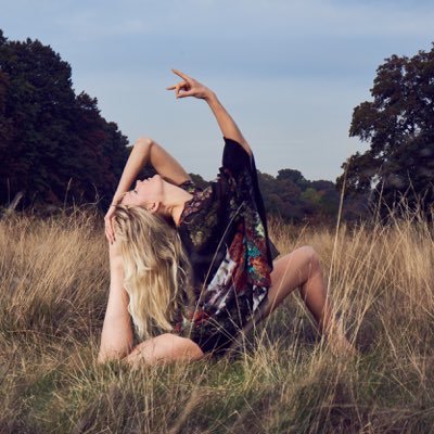 Yogateacher|Intuitive Healer|Dancer https://t.co/LNojgFPkPK