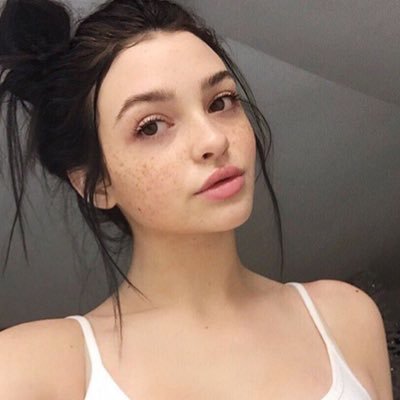 TeensAdvs's profile picture. 