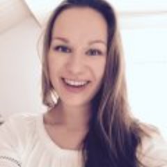 lorehelsen98's profile picture. 